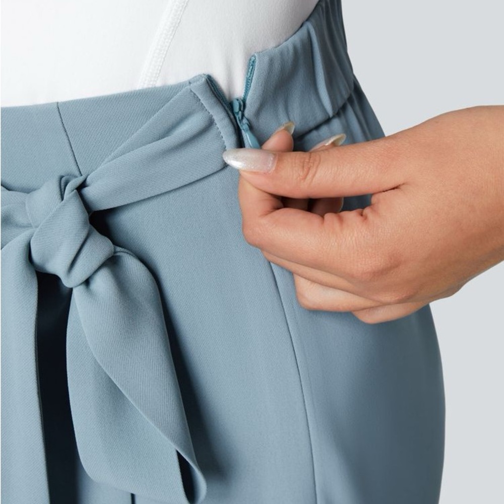 ❗️SOLD❗️HALARA Women's Light Blue Wide Leg Wrap Pants - Picture 3 of 4